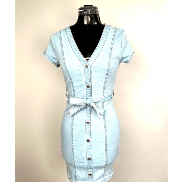 Guess Light Wash Button Front Denim Mini Dress Tie Waist XS - Picture 1 of 5